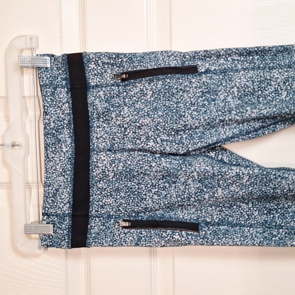 Lululemon Inspire Tight II Alberta Lake Size 4 - Picture 9 of 11